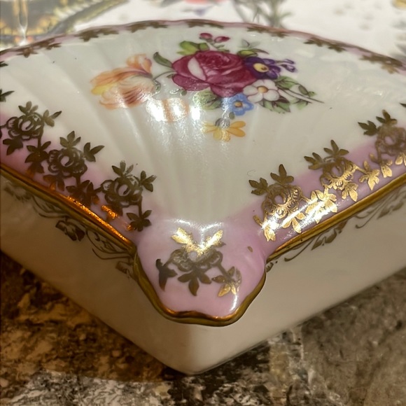 Vintage Porcelain Ring Box - Tiny Floral and Gold Jewelry Box - Picture 1 of 7